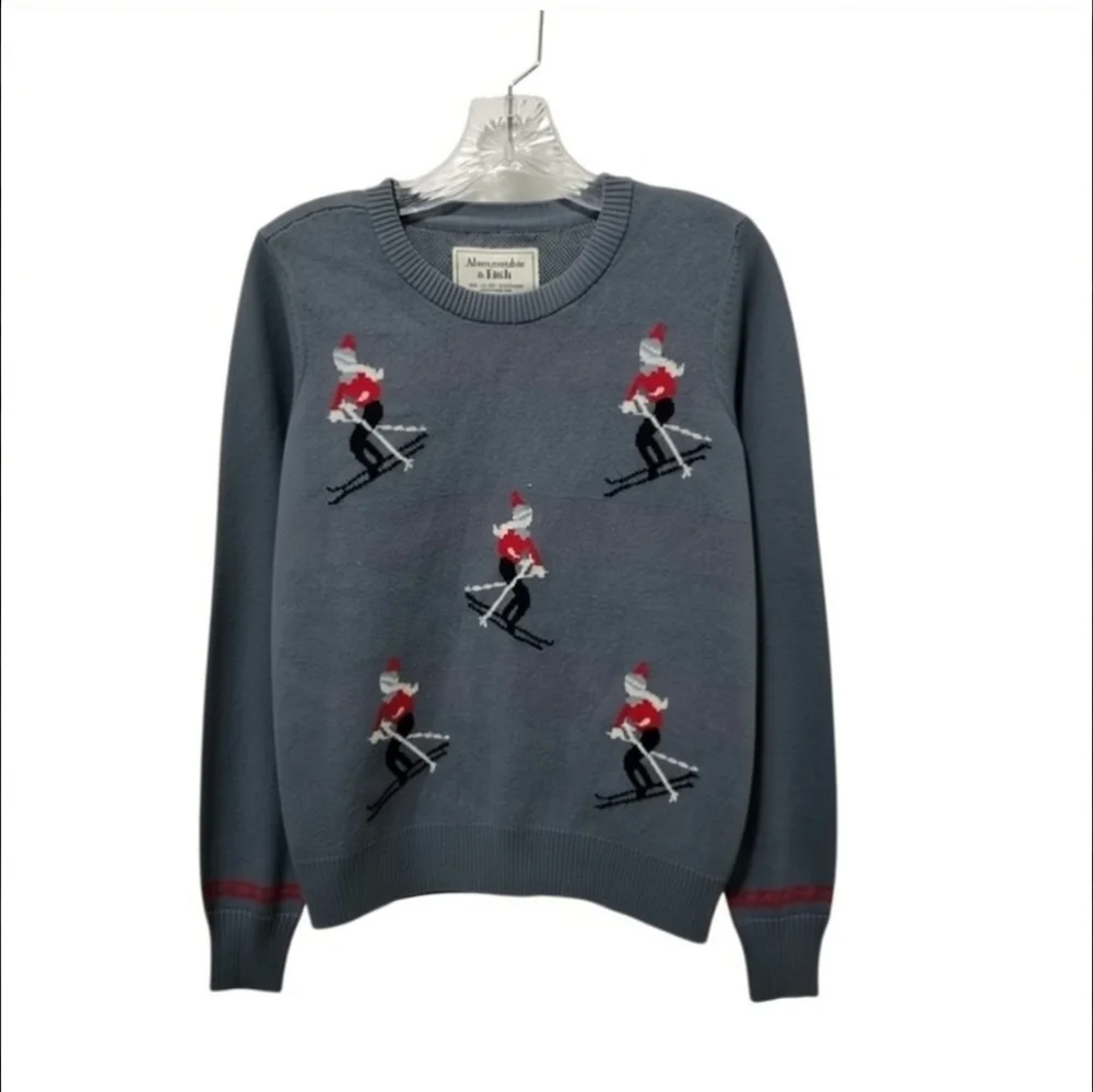 Abercrombie & Fitch Gray Sweater with Skiing Santa Design XS size